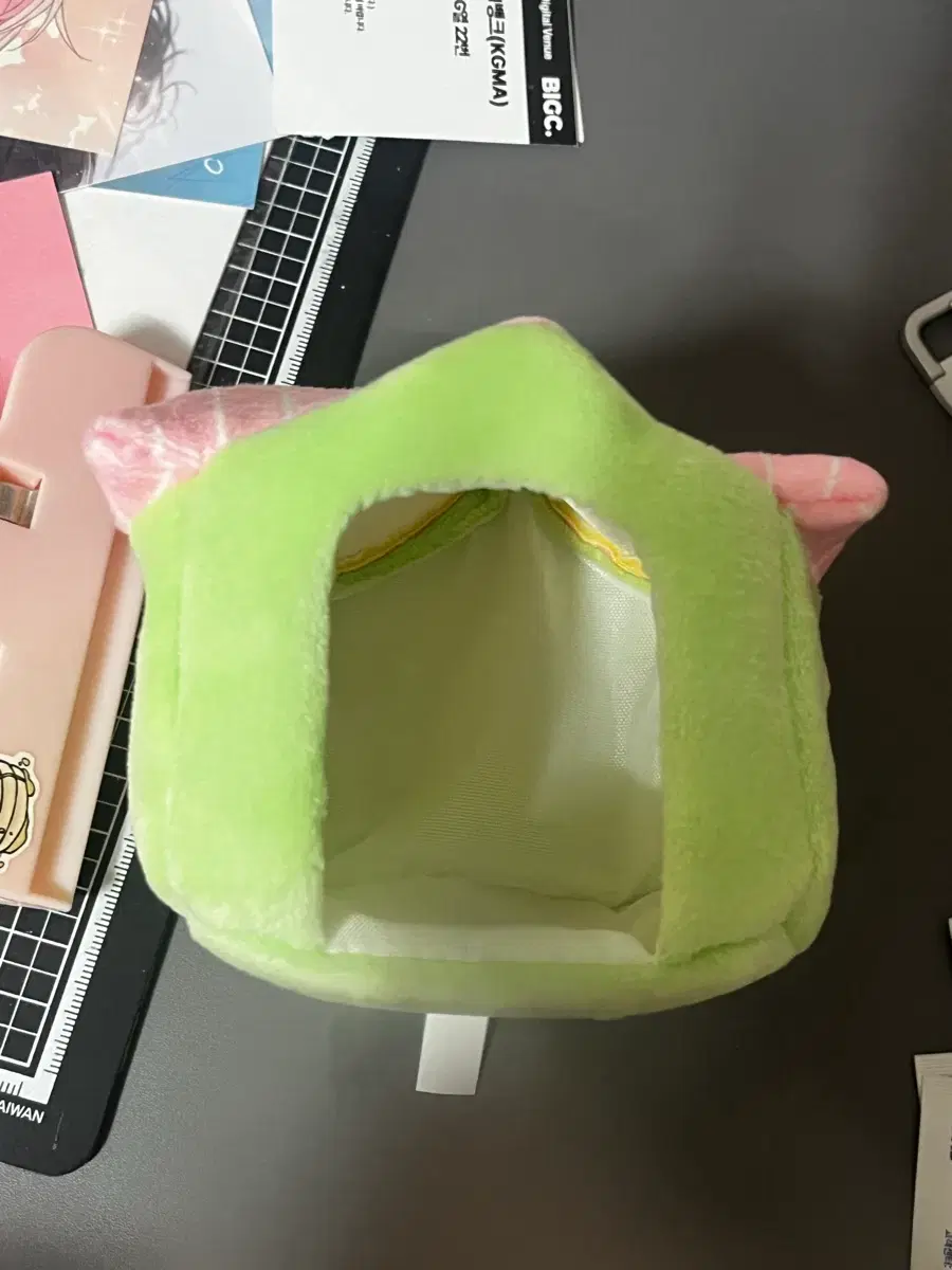 thumbnail-0